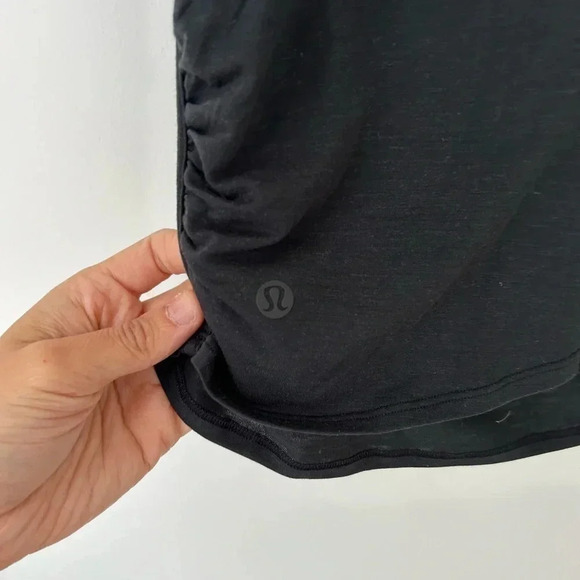 Lululemon turtleneck  sleeveless crop top - Picture 8 of 9